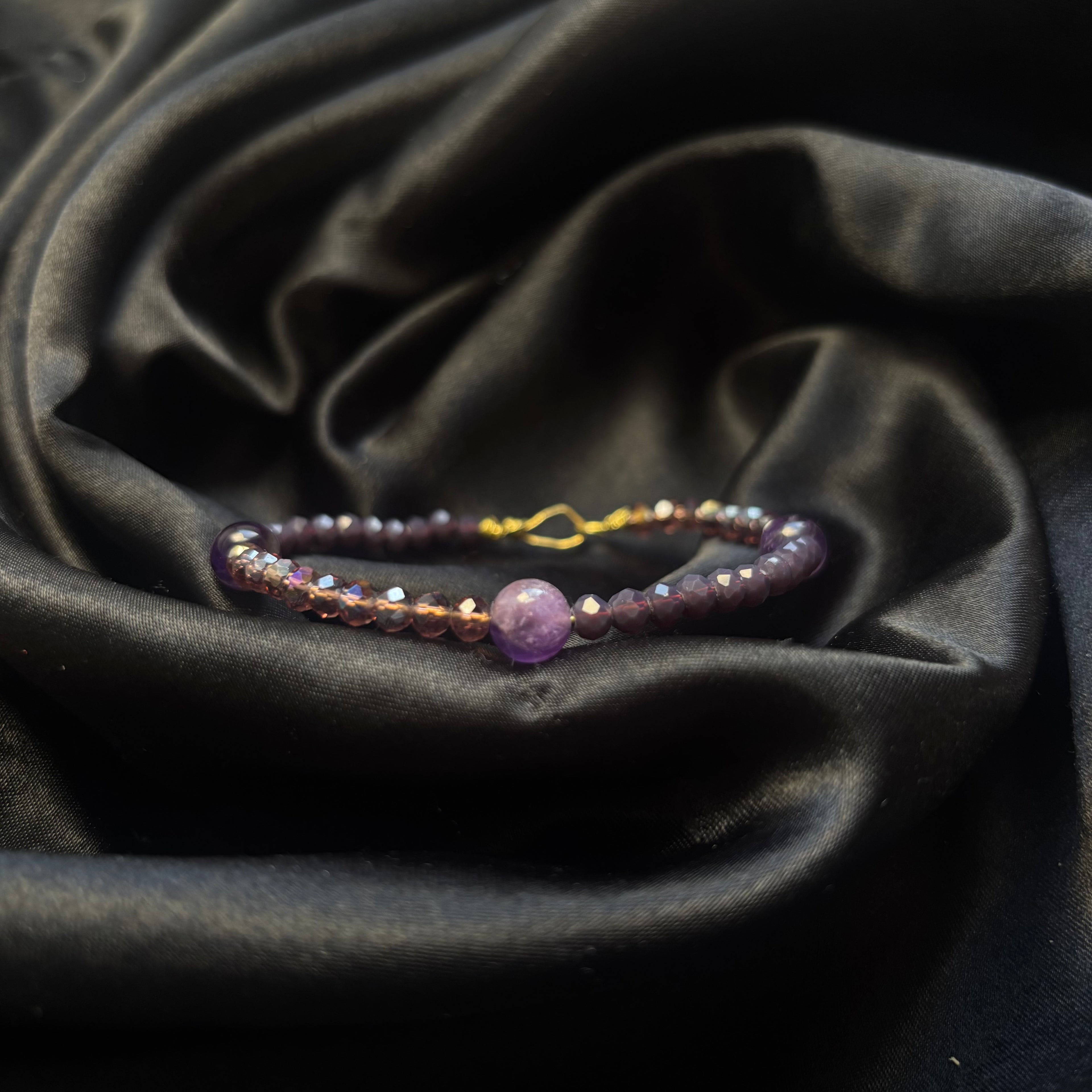 Purple jade bracelet